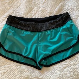 Lululemon speed up short 2.5”